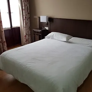 Rey Sancho Iv Hotel